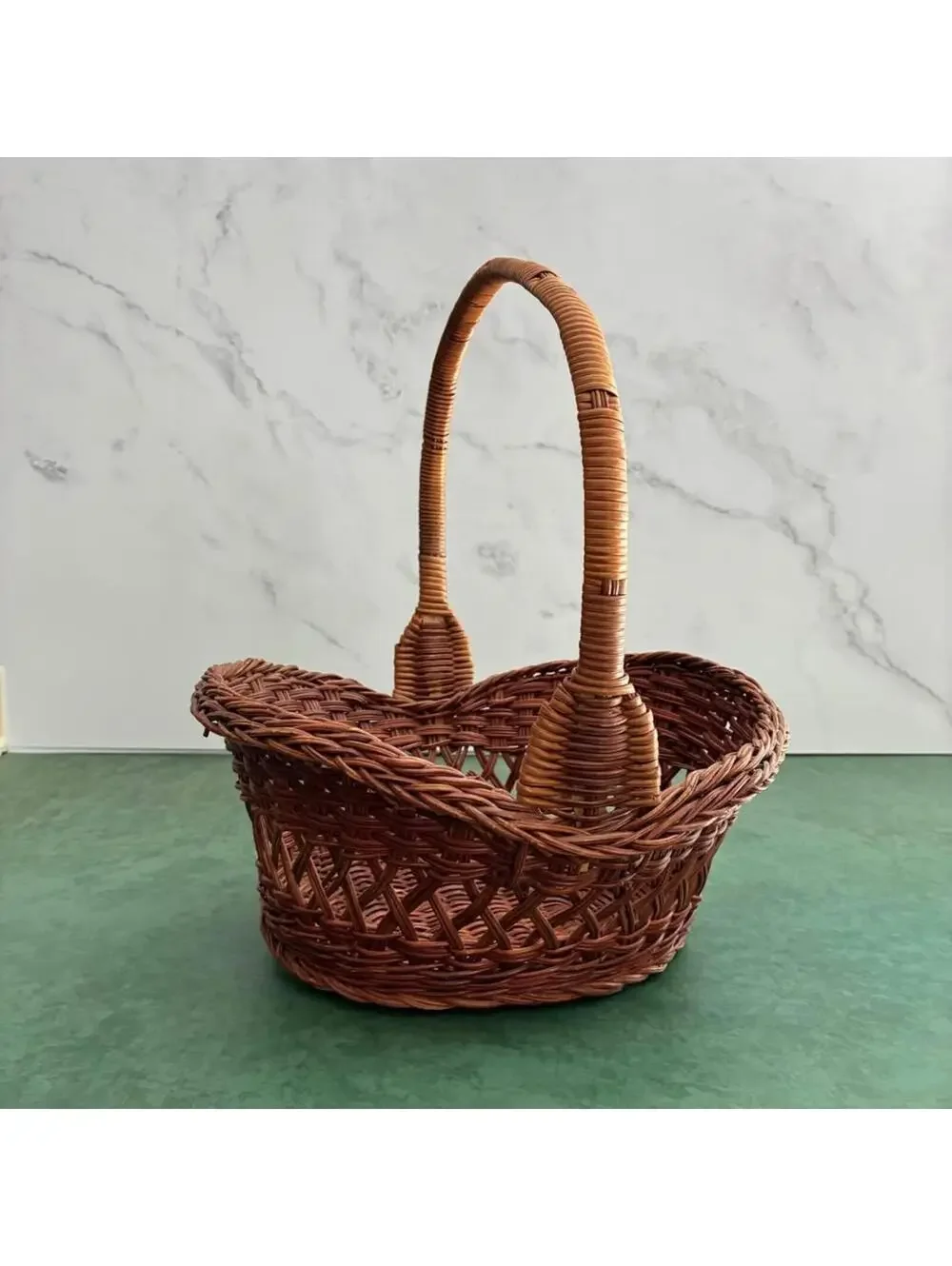 Vintage Wicker Gathering Basket With Wrapped Handle Scalloped Rim Farmhouse Deco